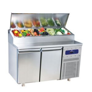 Kühl-Vorbereitungstisch mit 2 Türen GN 1/1, 7x GN 1/3 H=150 mm, -2°/+8°C